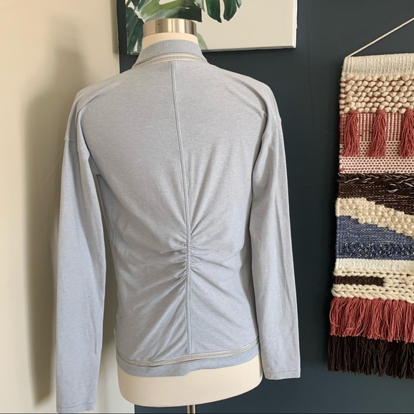 IVIVVA ▪️Own the move Twist Front Top. Sz 14 - Picture 3 of 6